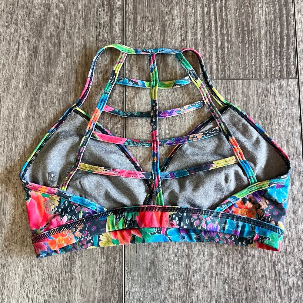 Born Primitive Sports Bra - size S - Picture 2 of 2